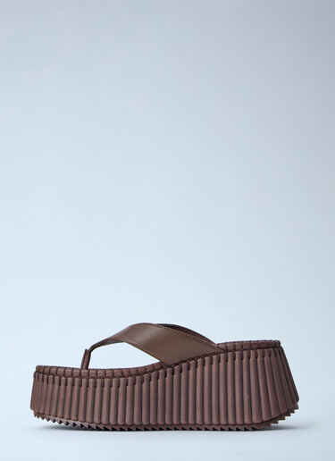 LN-CC® - Chloé: Nama Wedge Sandals - Brown Chloé Nama Wedge Sandals Brown chl0265041