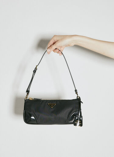 Prada Re-Edition 2002 Shoulder Bag Black pra0256035