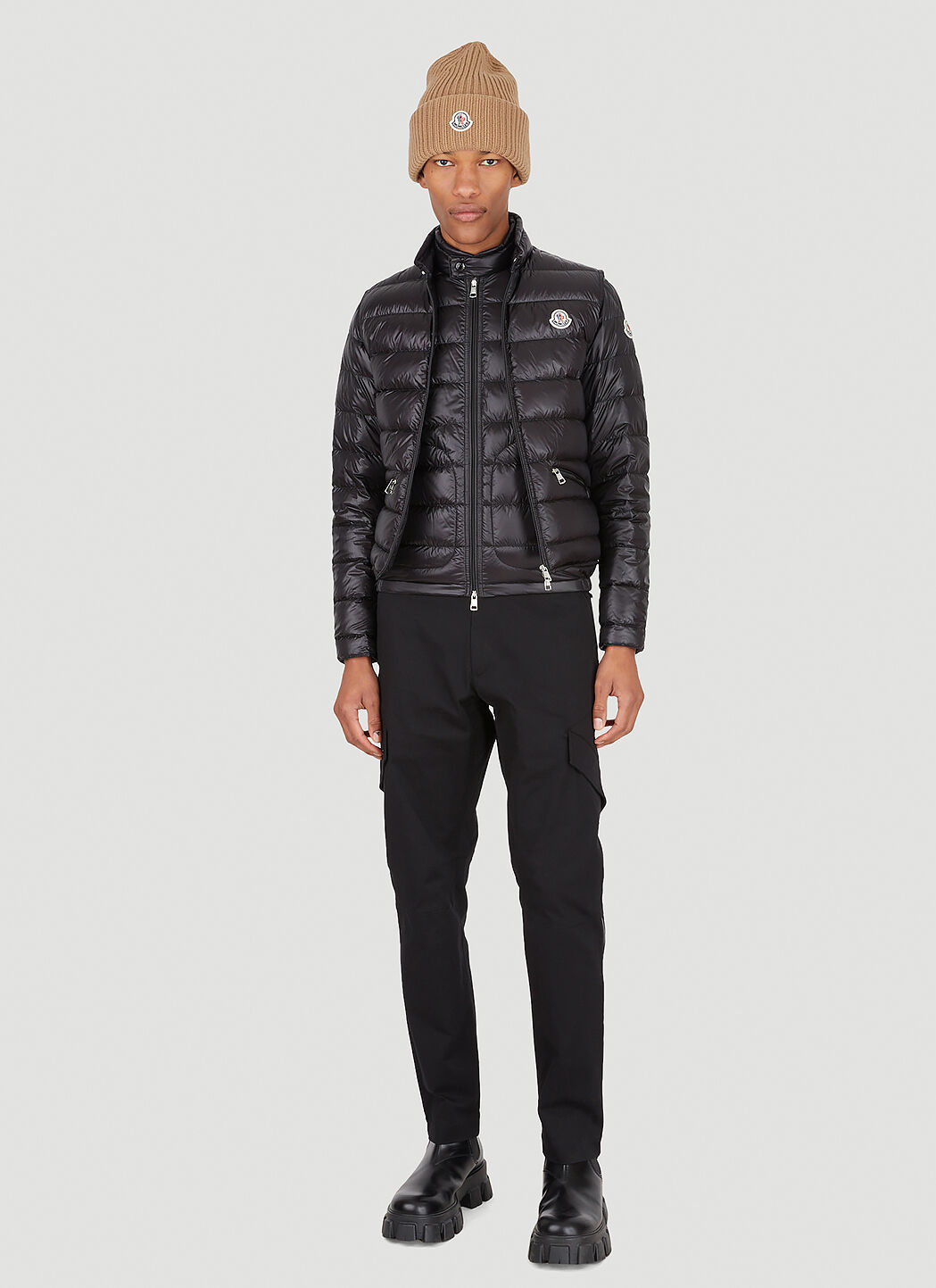 Moncler hot sale acorus black