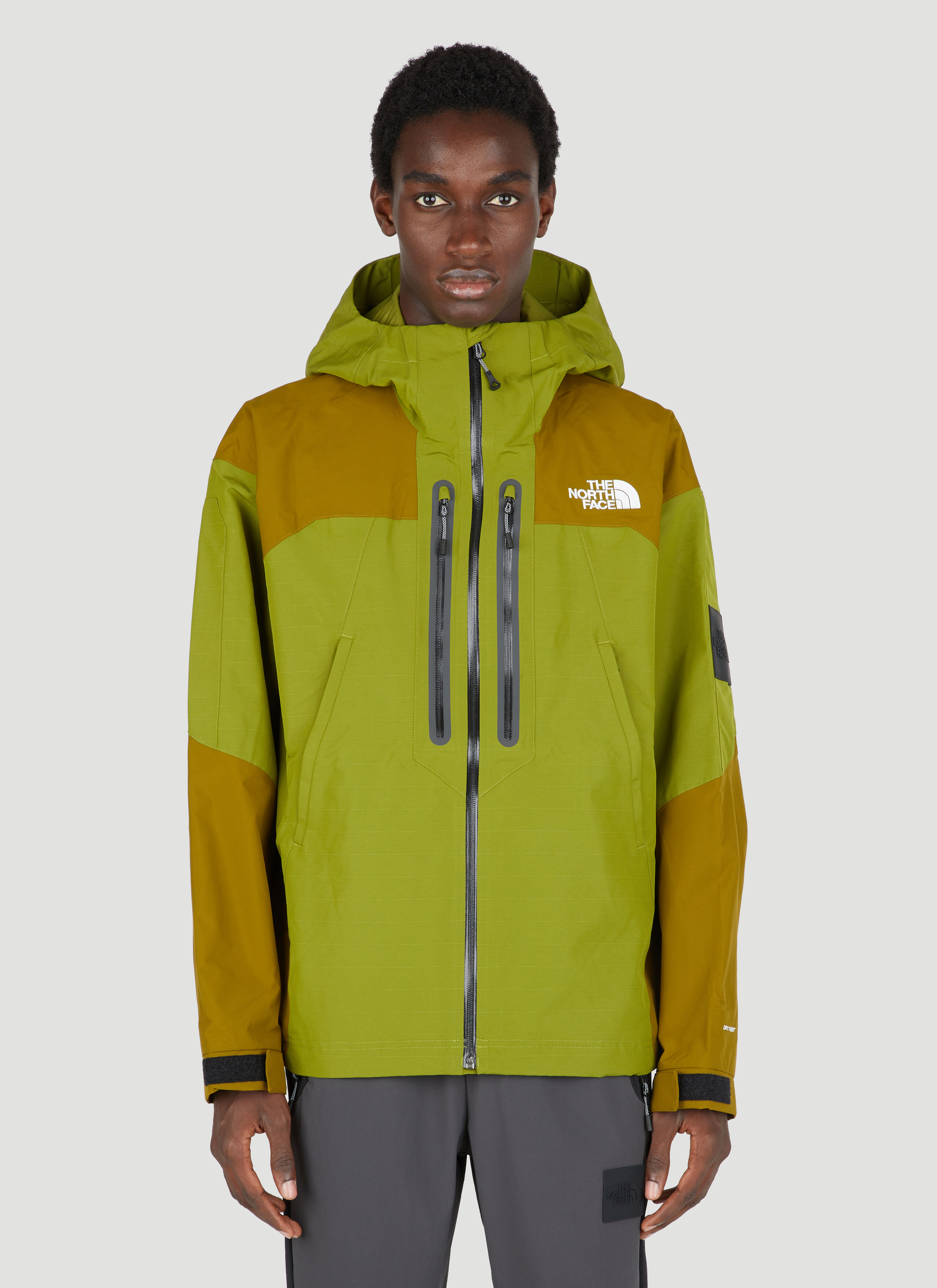 The North Face Water-Repellent Logo Print Jacket Black tnf0156020
