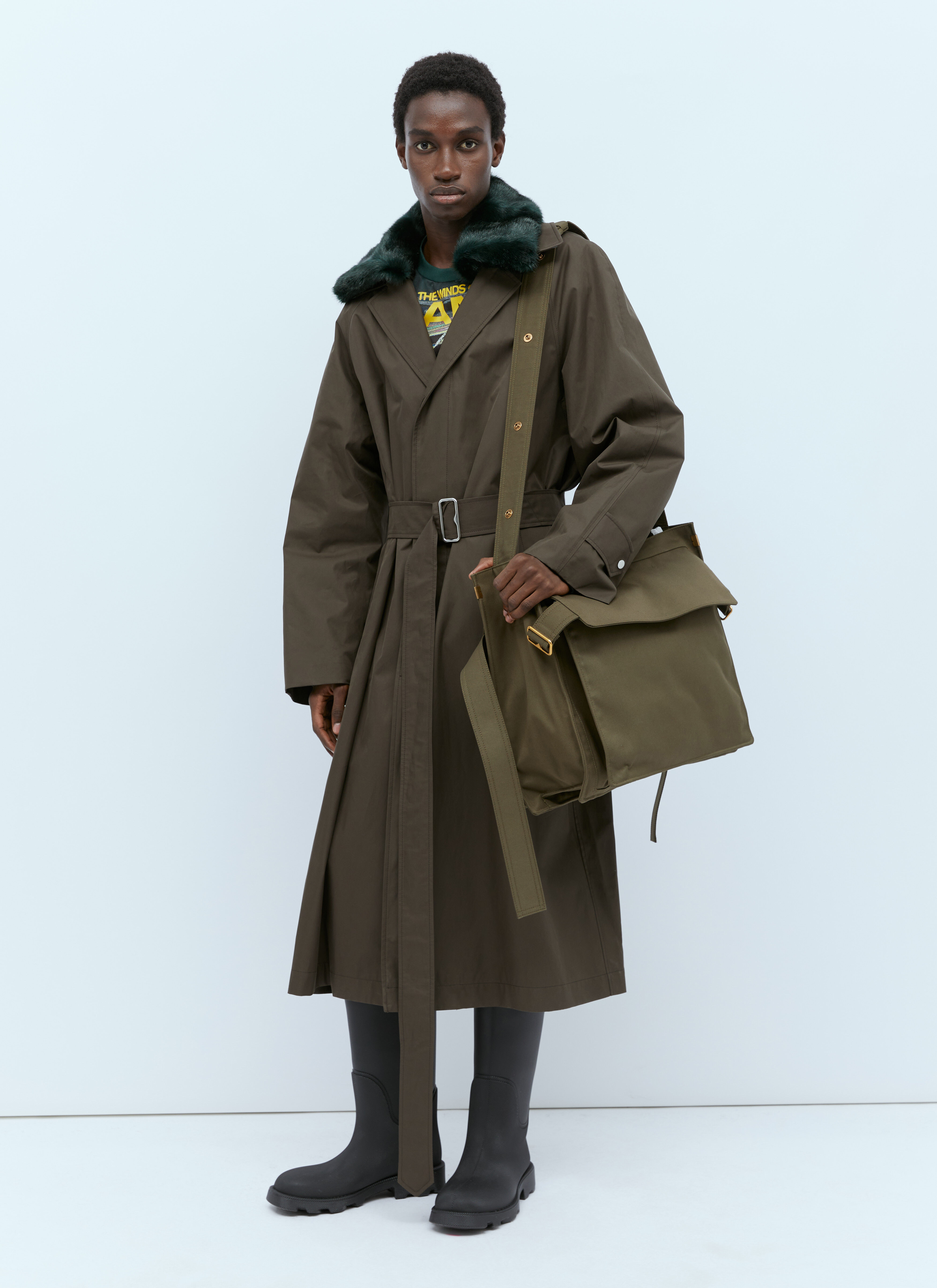 Burberry Men s Trench Tote Bag in Olive LN CC