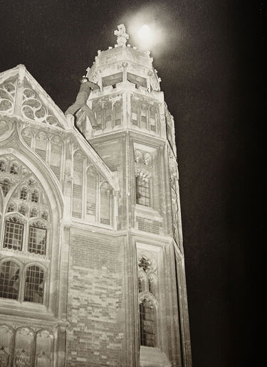 Books The Night Climbers of Cambridge Black don0590109