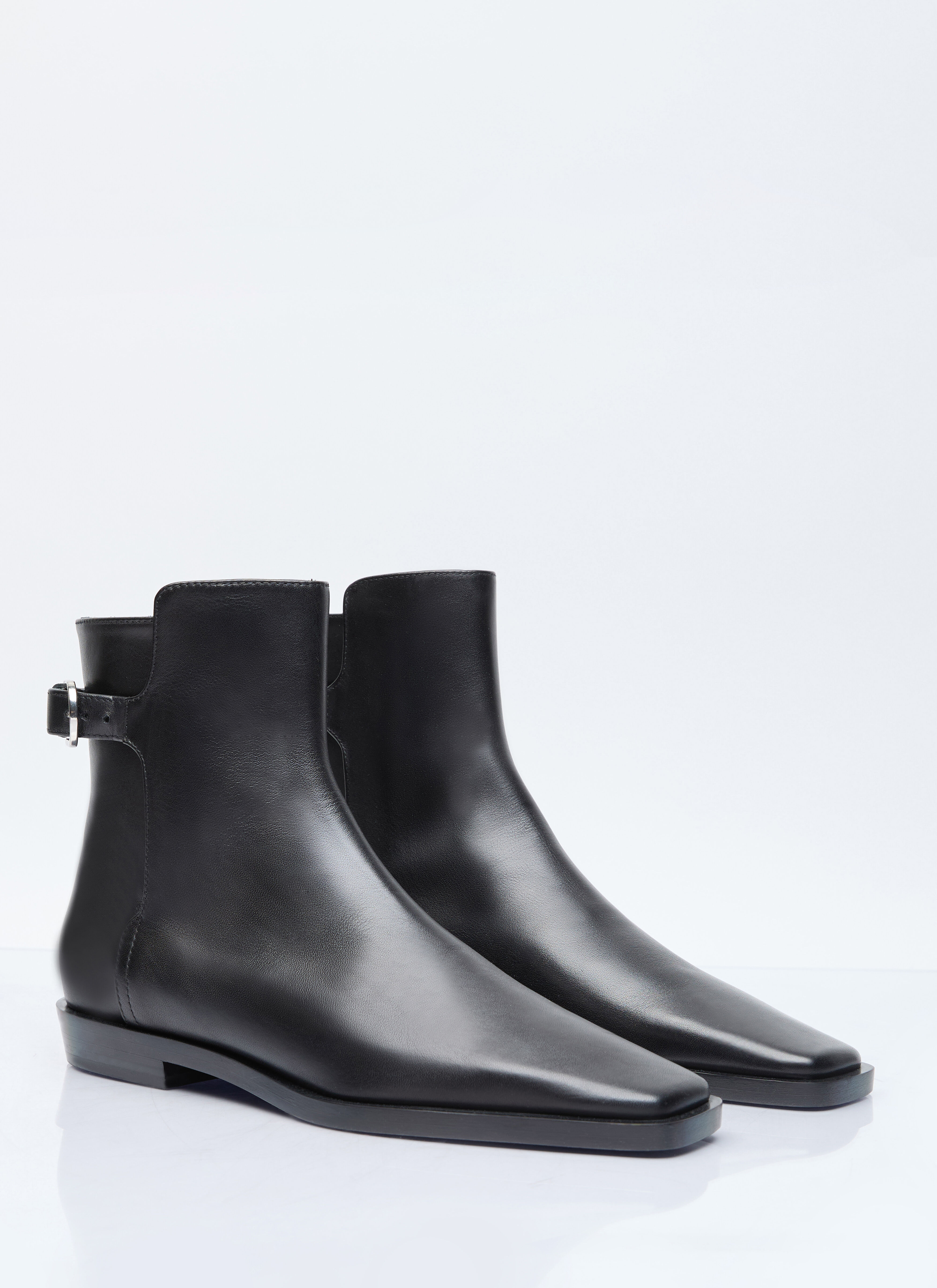 TOTEME The Belted Boots in Black LN CC