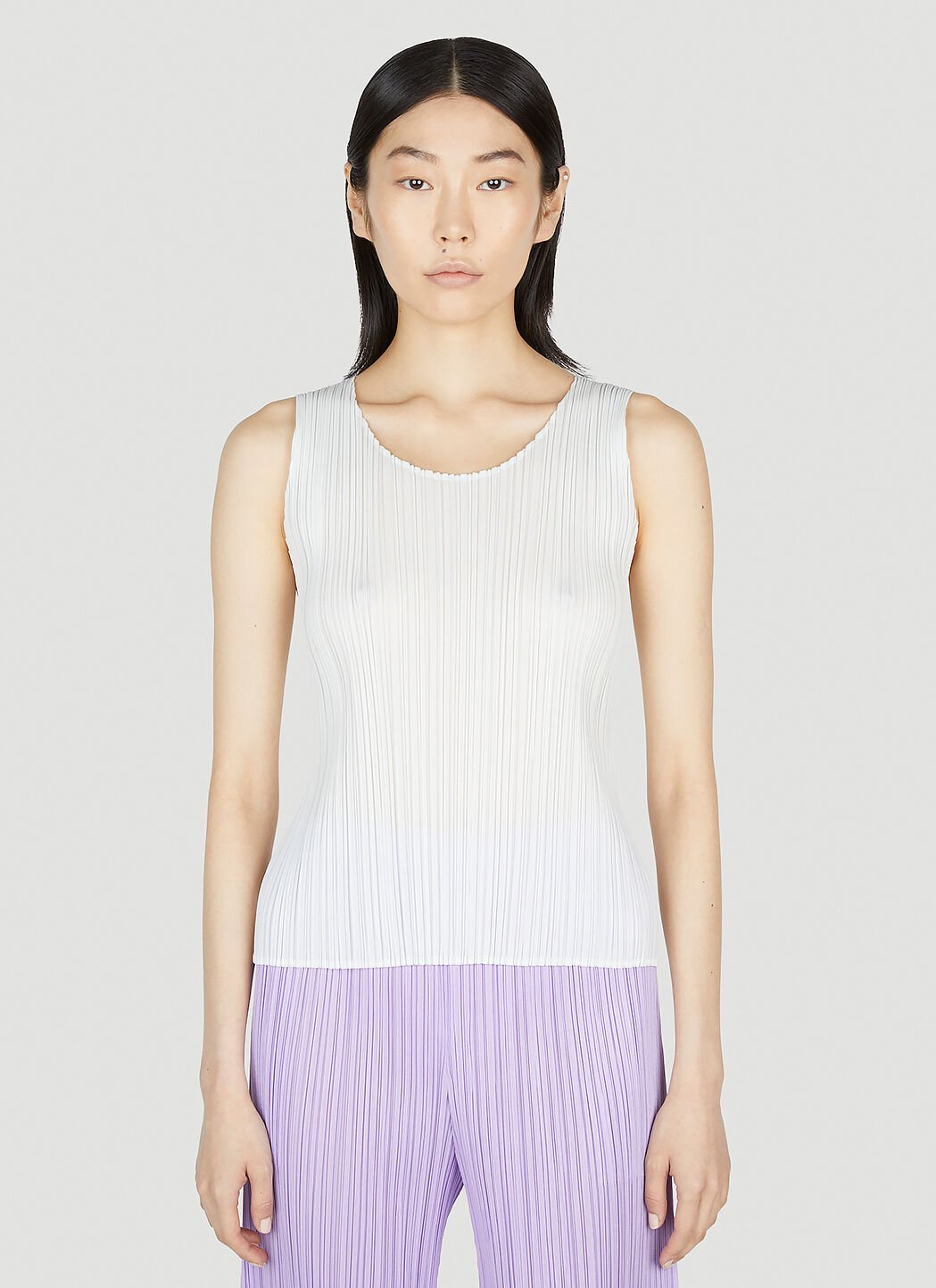 MONTHLY COLORS : FEBRUARY – ISSEY MIYAKE ONLINE STORE