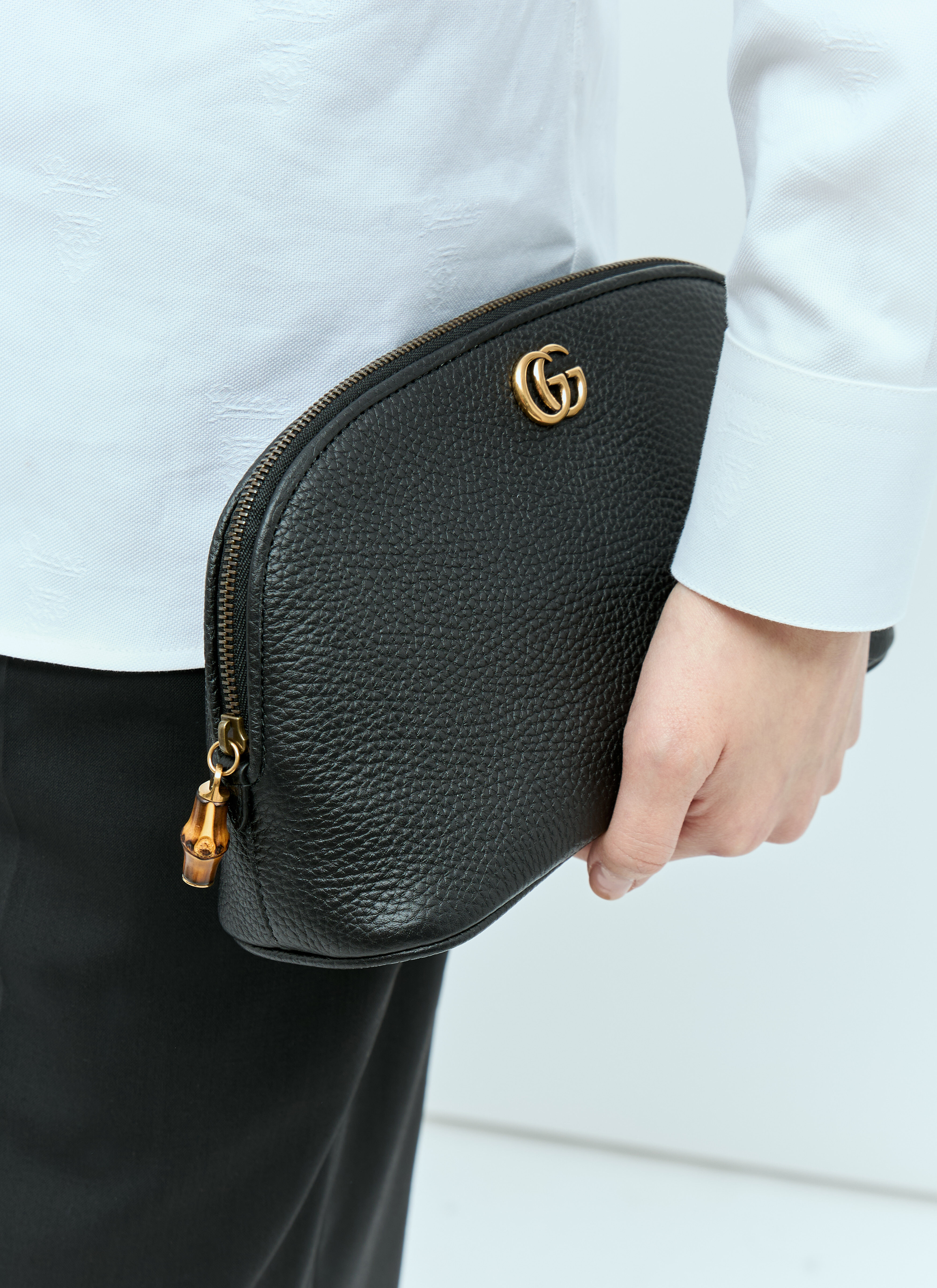 Gucci cosmetic shop bag black