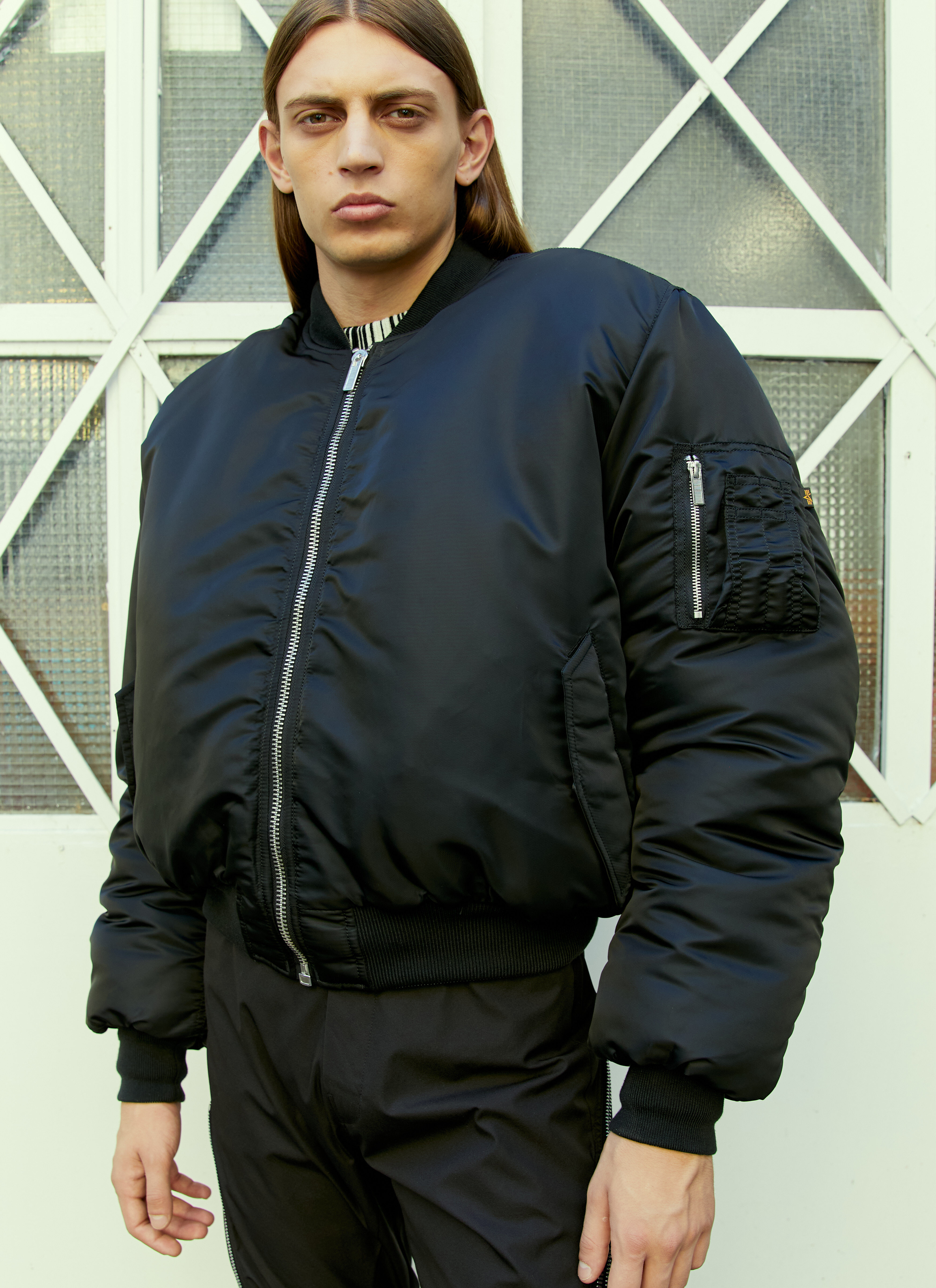 VTMNTS Men's' Reversible Padded Bomber Jacket in Black | LN-CC®