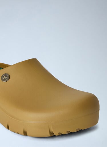 LN-CC® - Birkenstock 1774 x SFTM: Super-Birki 2.0 Gardener Slip Ons - Brown Birkenstock 1774 x SFTM Super-Birki 2.0 Gardener Slip Ons Brown brs0365007