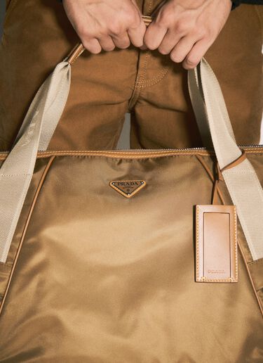 Prada Re-Nylon & 가죽 더플 백 브라운 pra0158022