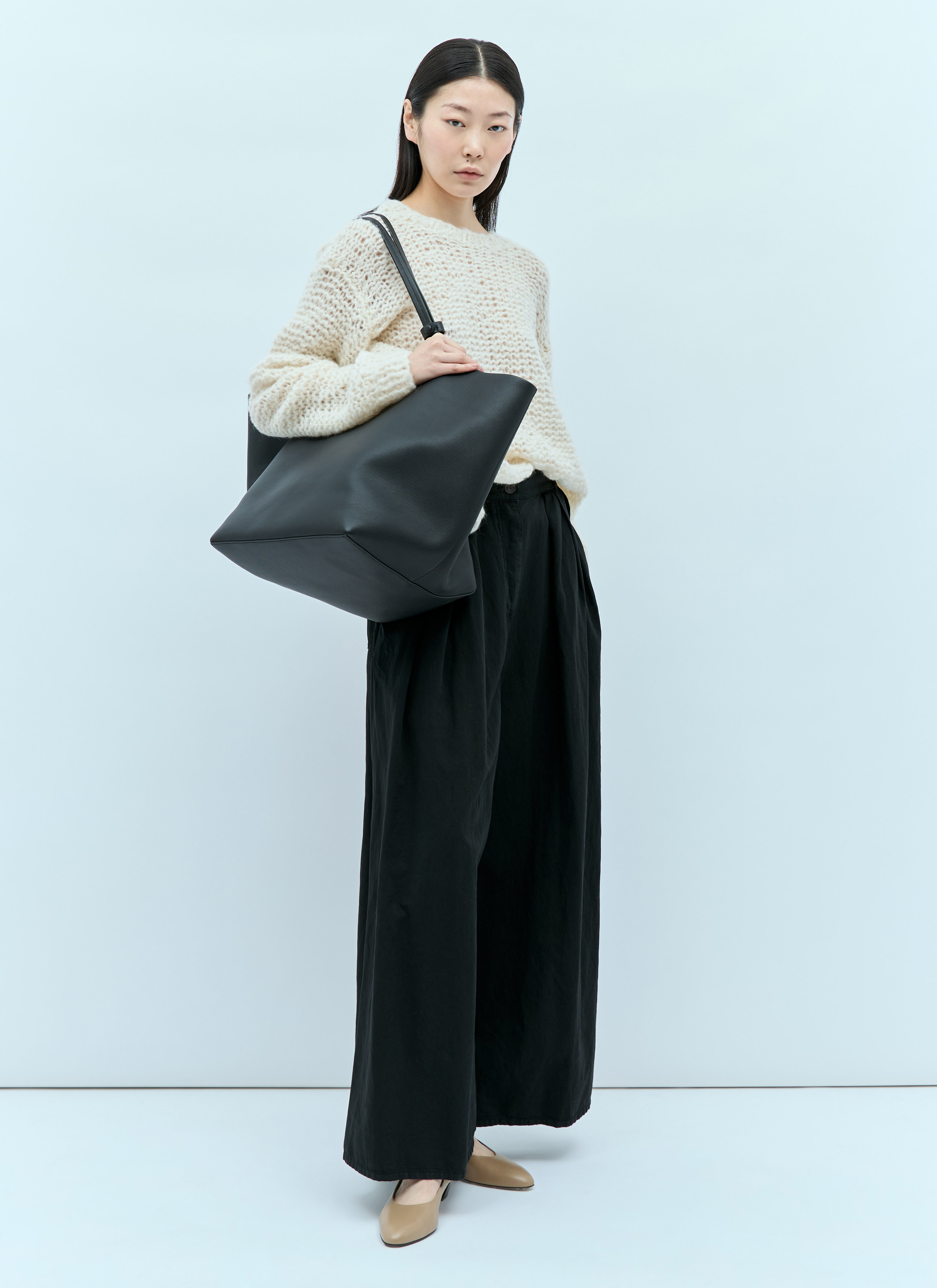 The Row Women s XL Park Tote Bag in Black LN CC