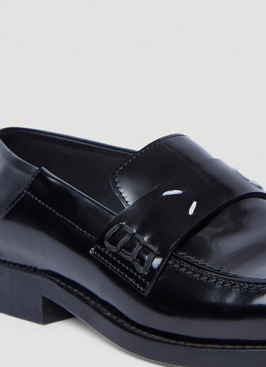 Maison Margiela Leather Loafers Black mla0241045