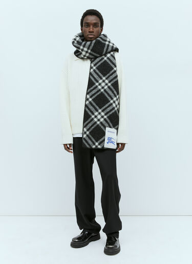 Burberry Check Wool Scarf Black bur0155004