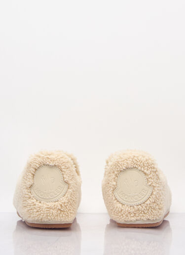 Moncler Snug Shearling Flats Cream mon0258032