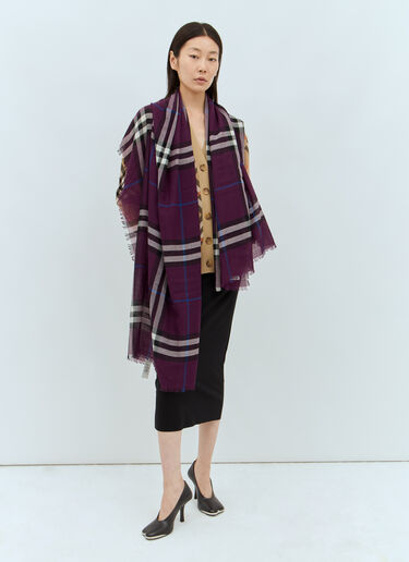 Giant Check Wool Scarf Burberry Giant Check Wool Scarf Purple bur0257025
