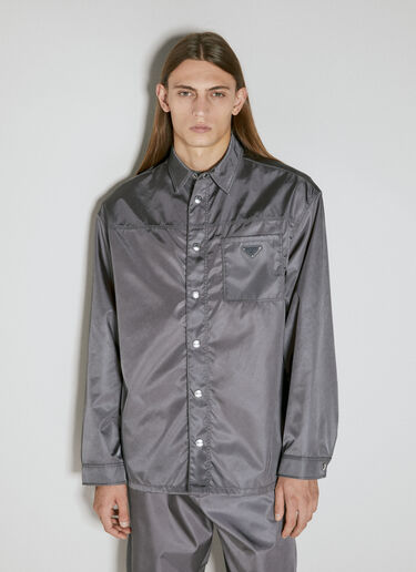Re-Nylon Triangle Plaque Shirt Prada Re-Nylon Triangle Plaque Shirt Grey pra0153001