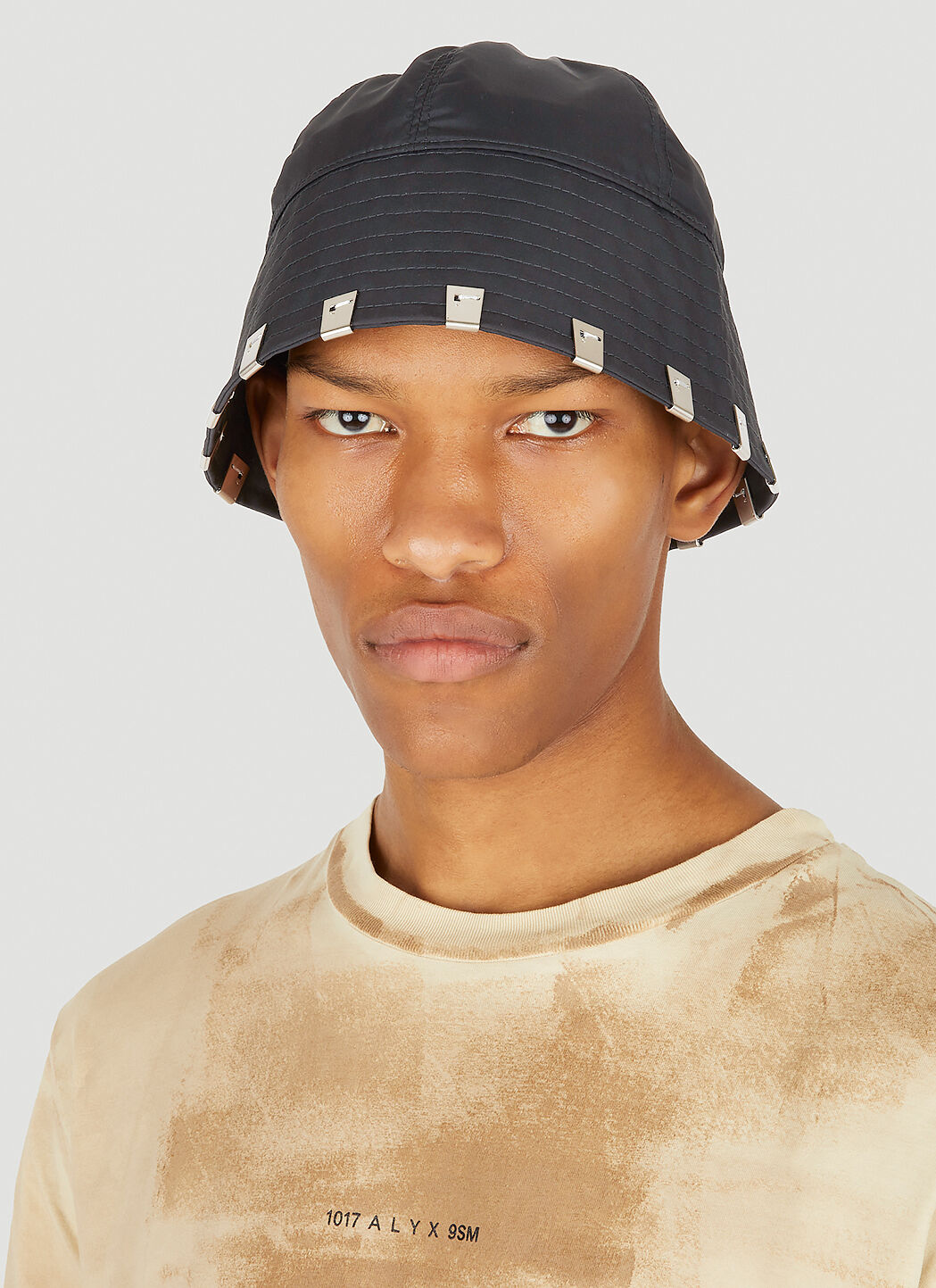 1017 ALYX 9SM Men s Lightercap Bucket Hat in Black LN CC