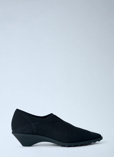 LN-CC® - Camper x Issey Miyake: Anna Ribbed Pointed-Toe Loafers - Black Camper x Issey Miyake Anna Ribbed Pointed-Toe Loafers Black cim0266011