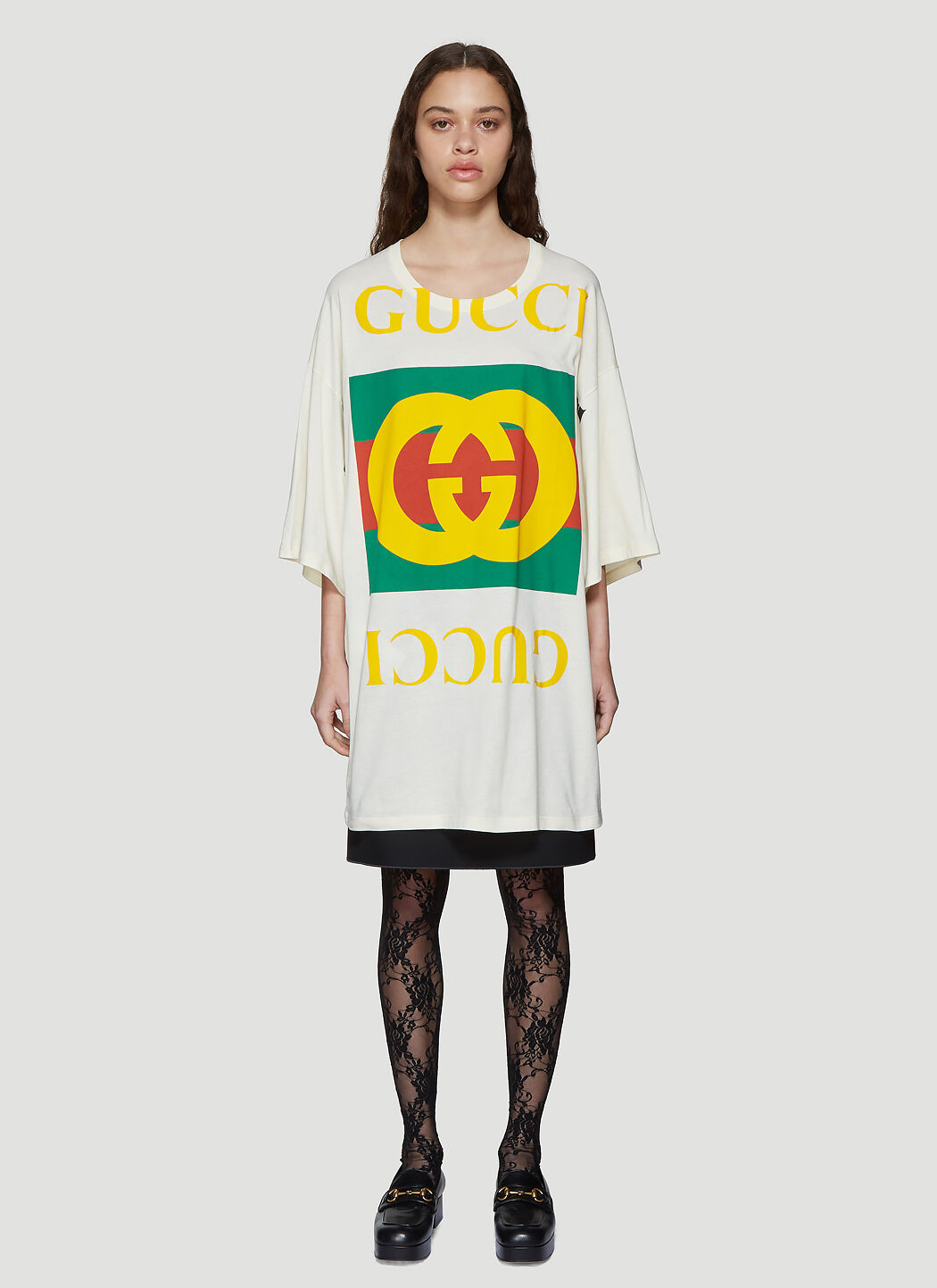 Gucci Women s Oversized Logo T Shirt in White LN CC