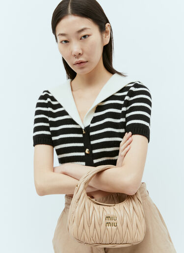Miu Miu 원더 마틀라세 호보 숄더백 베이지 miu0256020