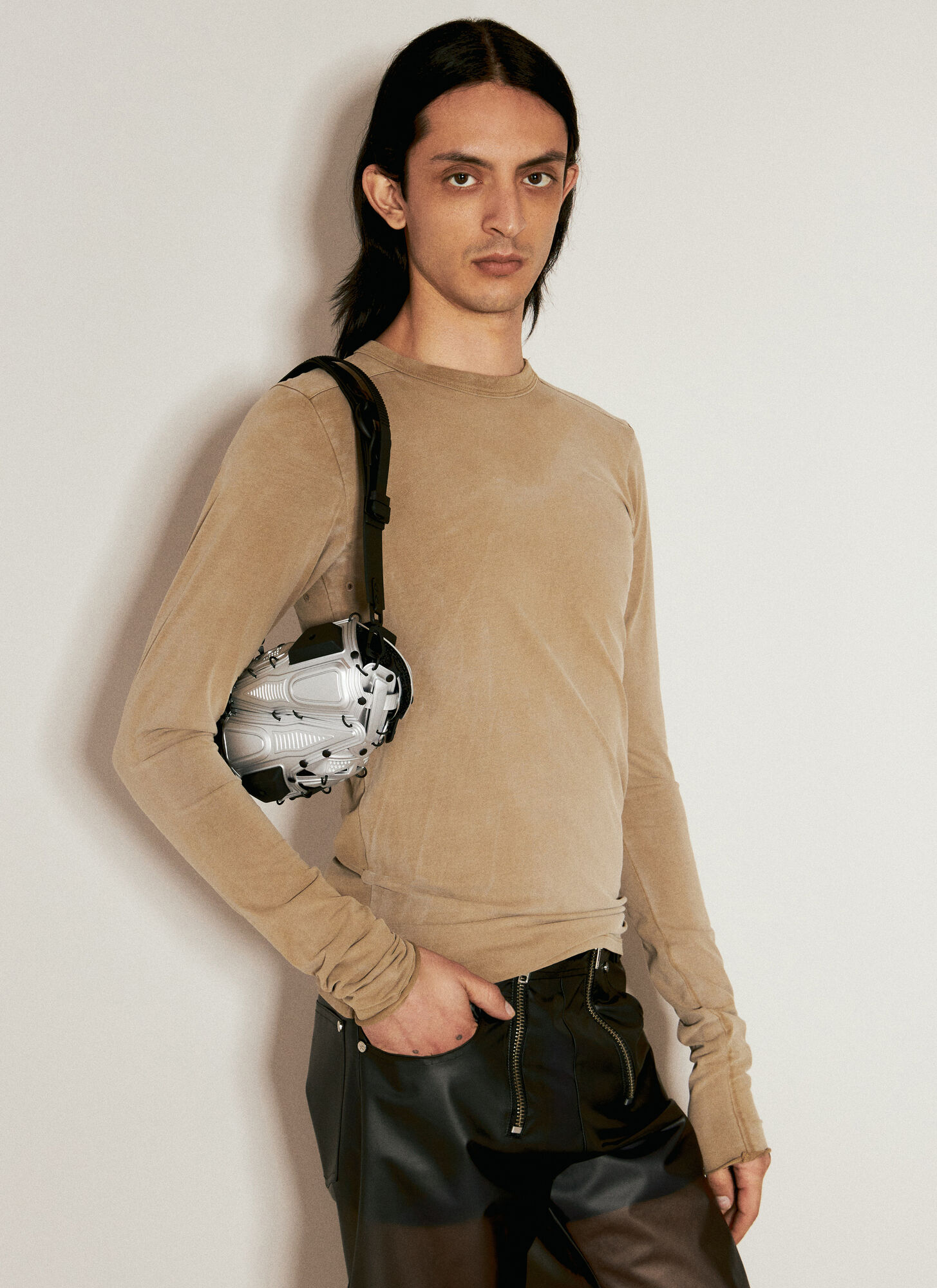 Shop Innerraum I02 Shoulder Bag In Silver