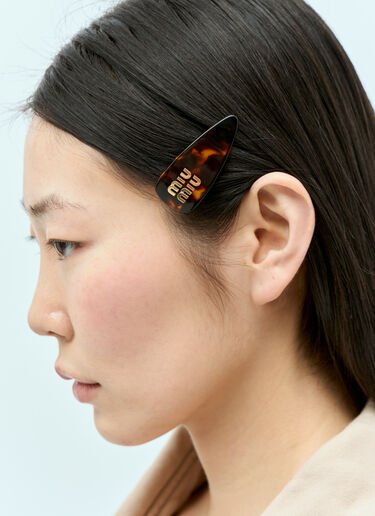 로고 플라크 헤어 클립 Miu Miu 로고 플라크 헤어 클립 골드 miu0255022