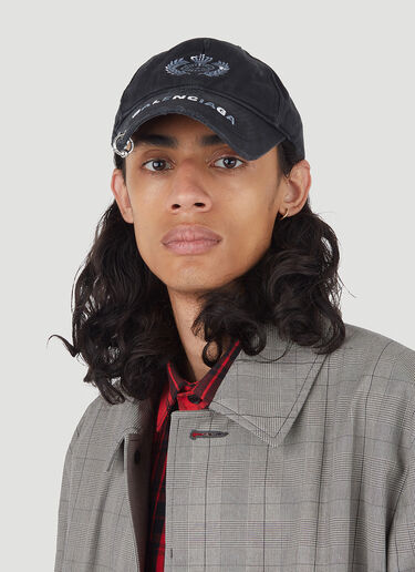 Balenciaga Destroy Piercing Hat  Black bal0145101