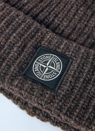 LN-CC® - Stone Island: Ribbed Knit Beanie - Dark Brown Stone Island Ribbed Knit Beanie Dark Brown sto0165034