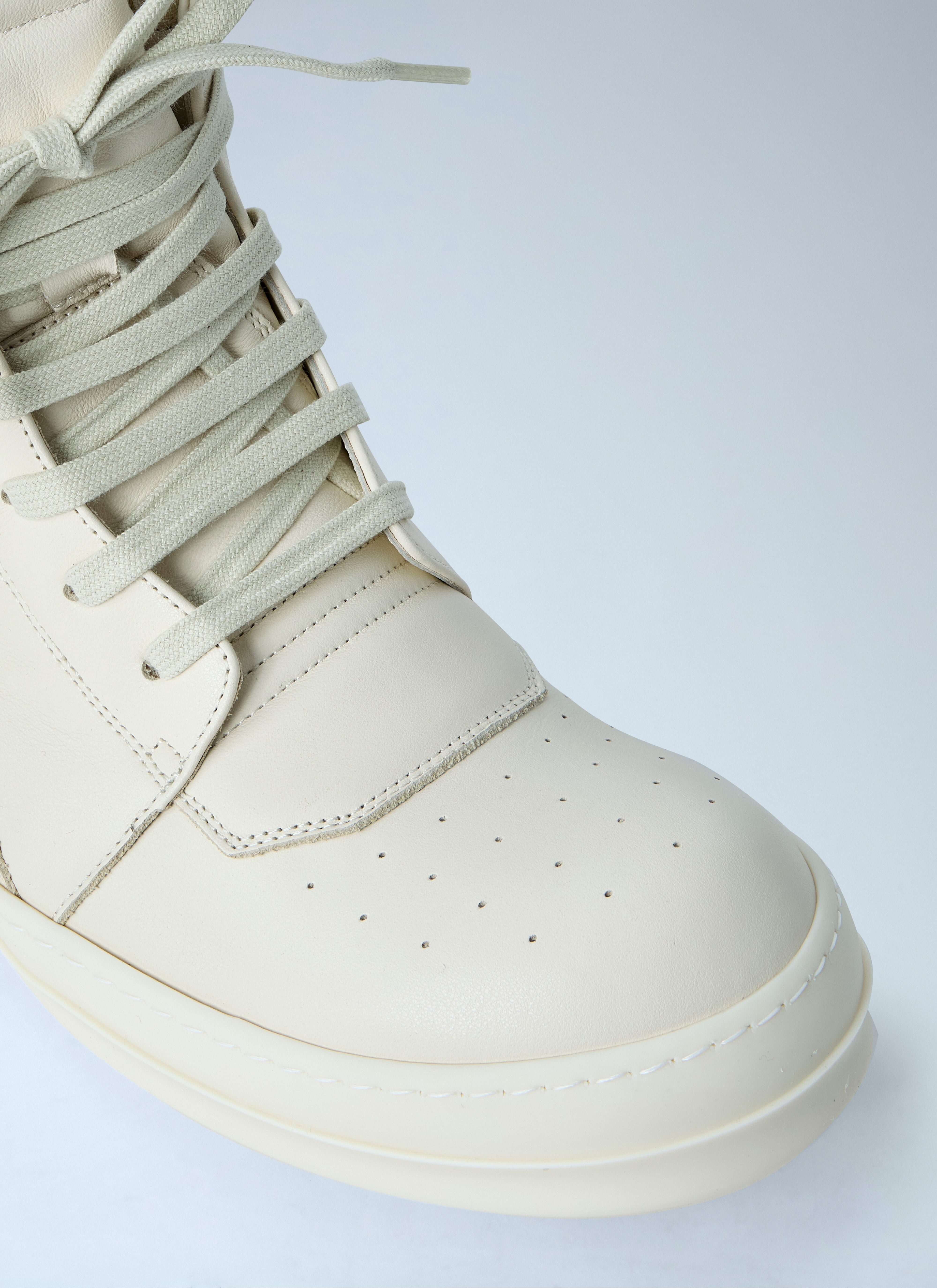 靴 Rickowens White Geobasket Sneakers Rick Owens Men's' Geobasket Sneakers in White | LN-CC®