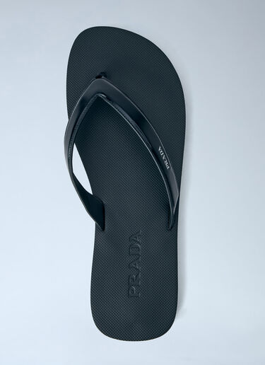 Prada Logo-Embossed Leather Flip-Flop Sandals Black pra0164021