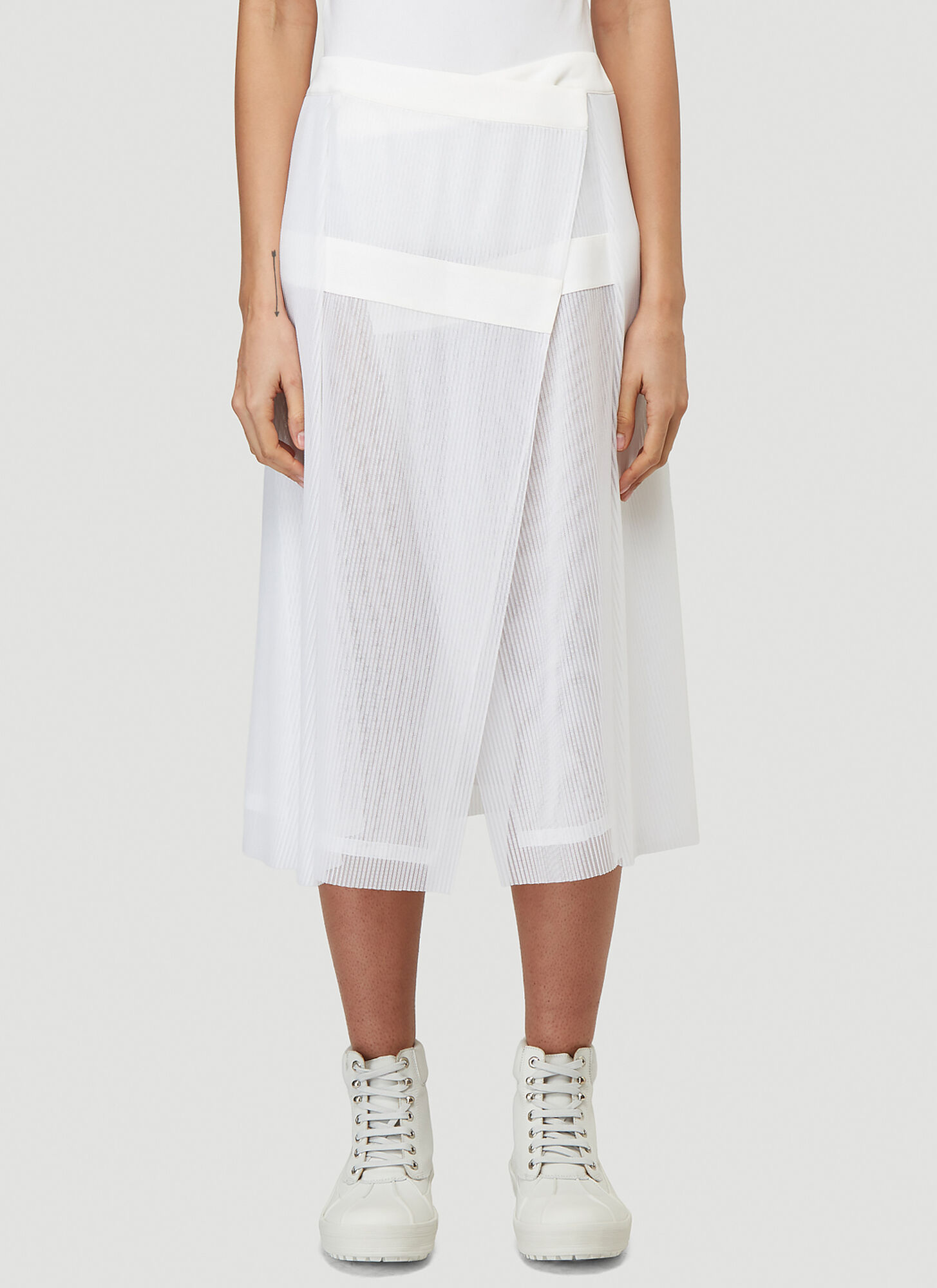 032c Pleated Wrap Skirt In White