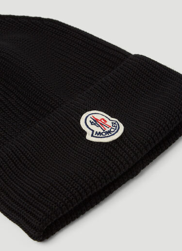 Moncler Logo Patch Beanie Hat Black mon0151040