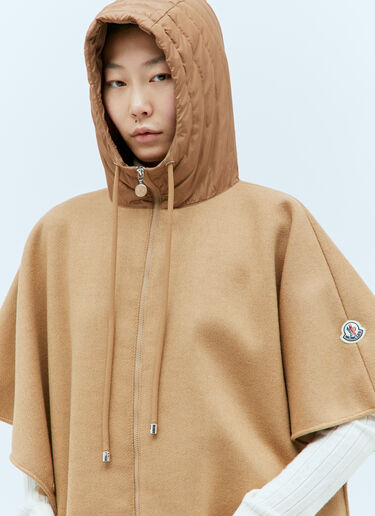 Moncler Hooded Down Cape Beige mon0257040