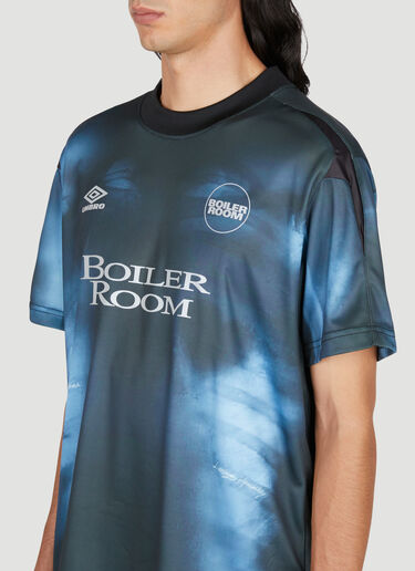 Boiler Room x Umbro Graphic Print Football T-Shirt Black bou0153004