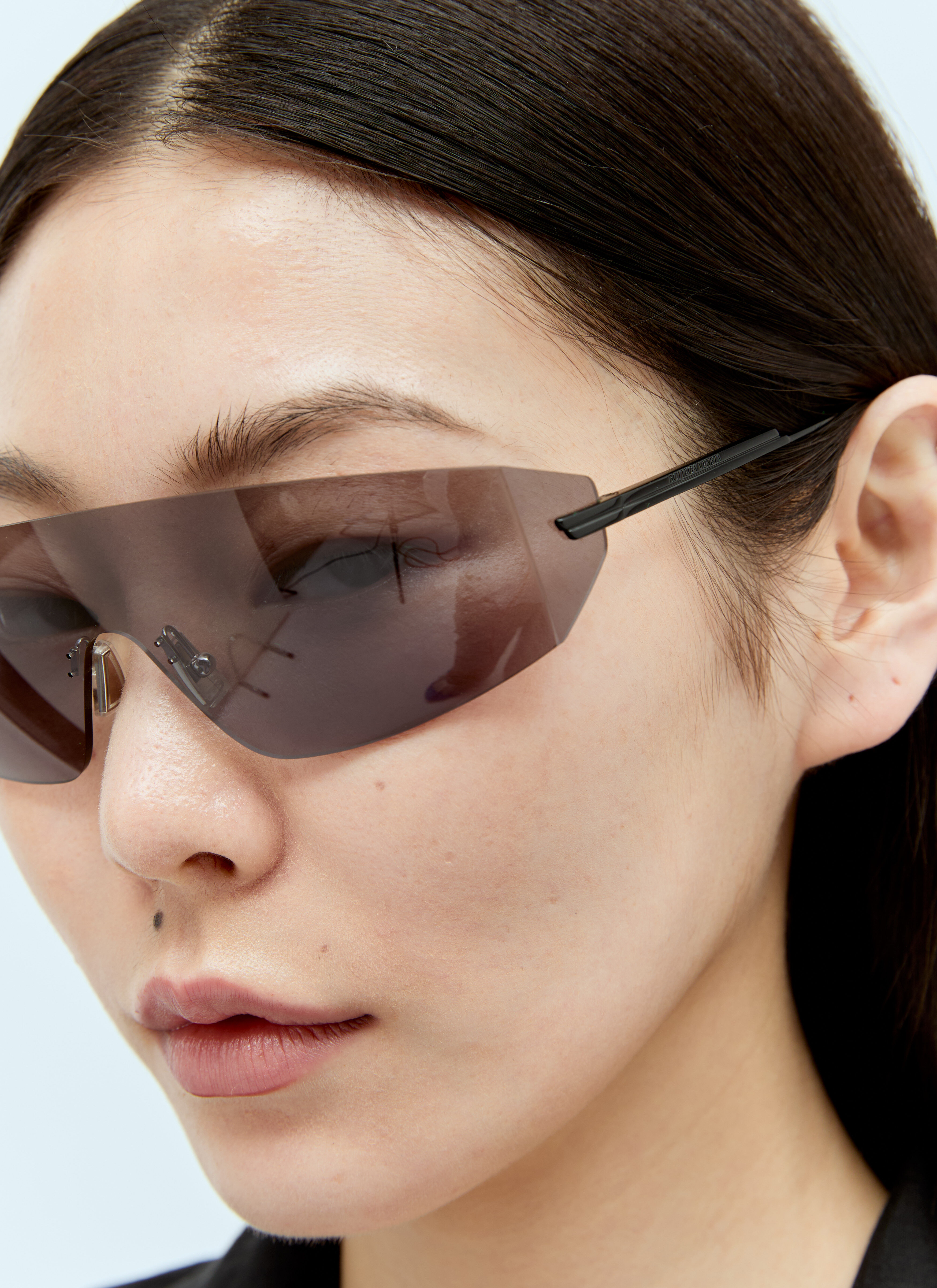 Bottega Veneta Futuristic Shield Sunglasses Beige bov0256032