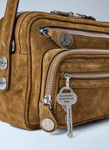 Acne Studios カメロ パーティーレザーショルダーバッグ 茶色 acn0364004