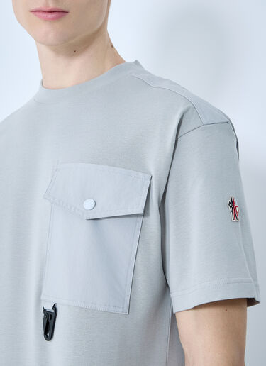 Moncler Grenoble ロゴモチーフTシャツ ライトグレー mog0159009