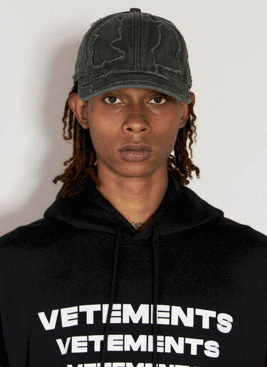 Vetements Destroyed Baseball Cap Black vet0356003