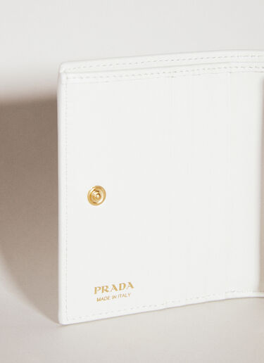 Flower Embossed Bi-Fold Wallet Prada Flower Embossed Bi-Fold Wallet White pra0254053