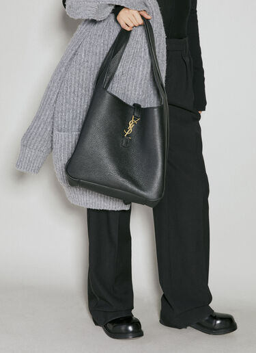 Le 5 à 7 Bea Shoulder Bag Saint Laurent Le 5 à 7 Bea Shoulder Bag Black sla0254109