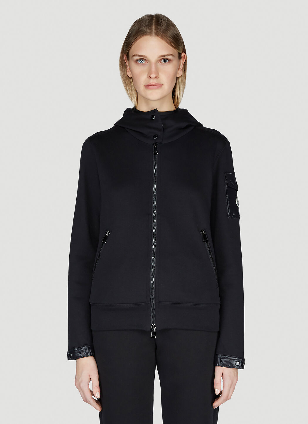 Is moncler store a french brand