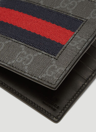 Gucci GG Supreme Bi-Fold Wallet Black guc0137068