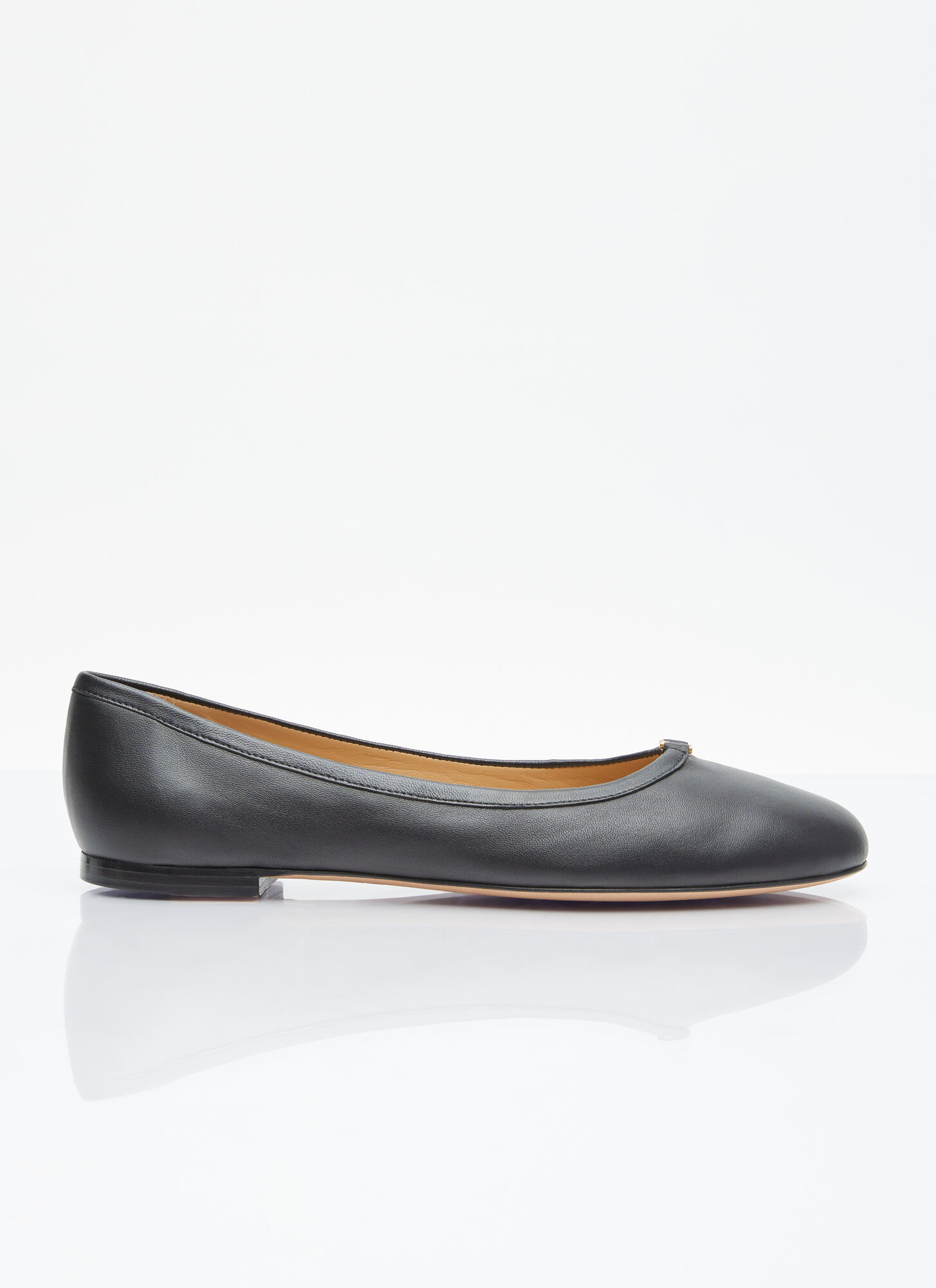 Shop Chloé Marcie Ballerina Flats In Black