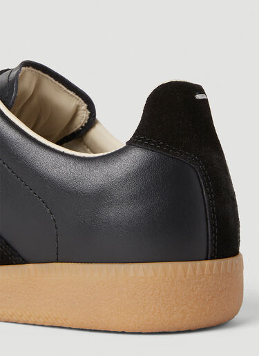Maison Margiela Replica Sneakers Black mla0251033