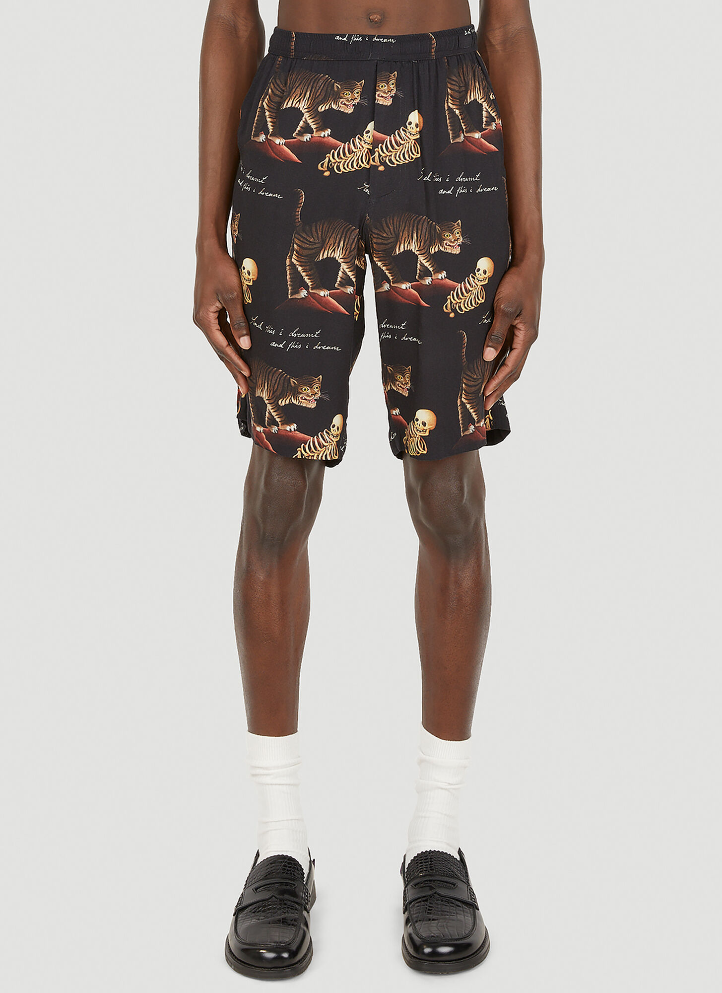 Endless Joy Dreamt Motif-print Bermuda Shorts In Black
