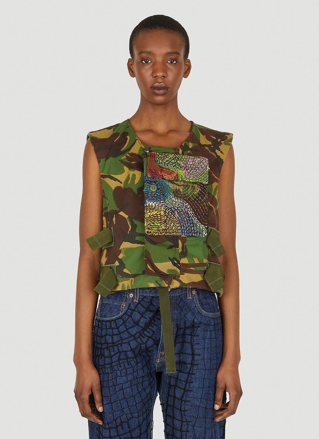 DRx FARMAxY FOR LN-CC Embroidered Military Vest Black drx0347011