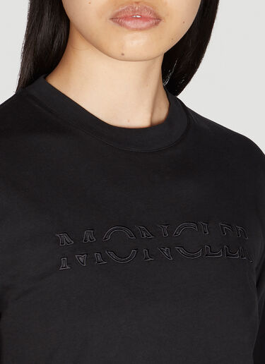 Moncler Logo Embroidered T-Shirt Black mon0249019
