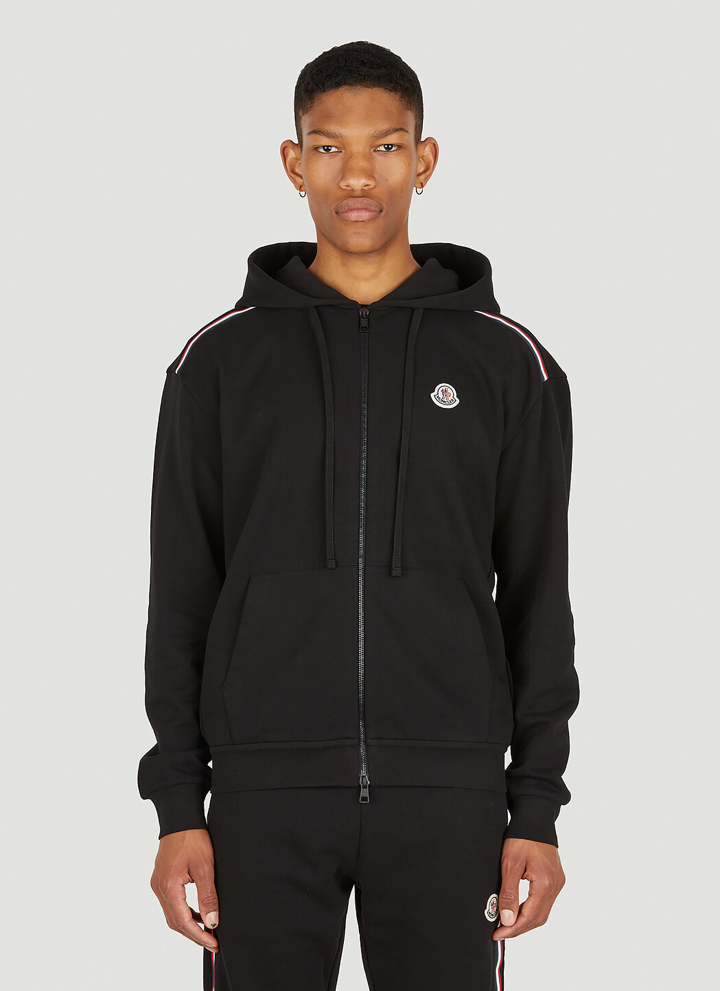 Moncler logo patch best sale hoodie