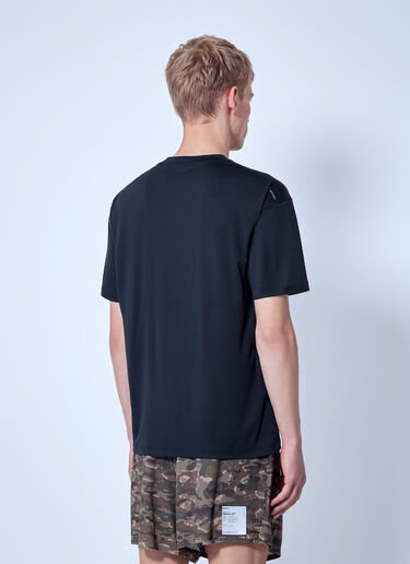 LN-CC® - Satisfy: Auralite™ T-Shirt - Black Satisfy Auralite™ T-Shirt Black sat0165023