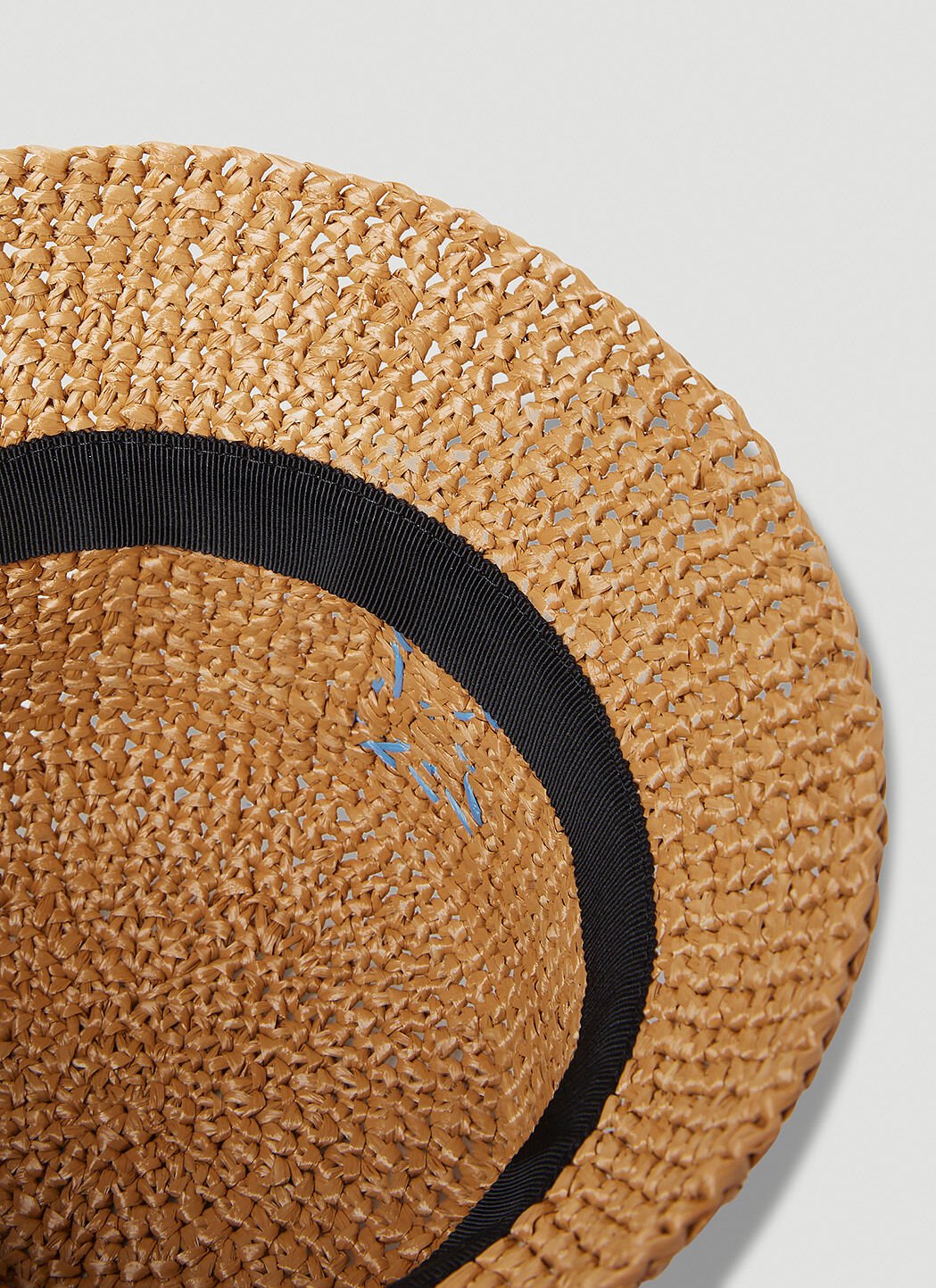 Burberry hat zara top