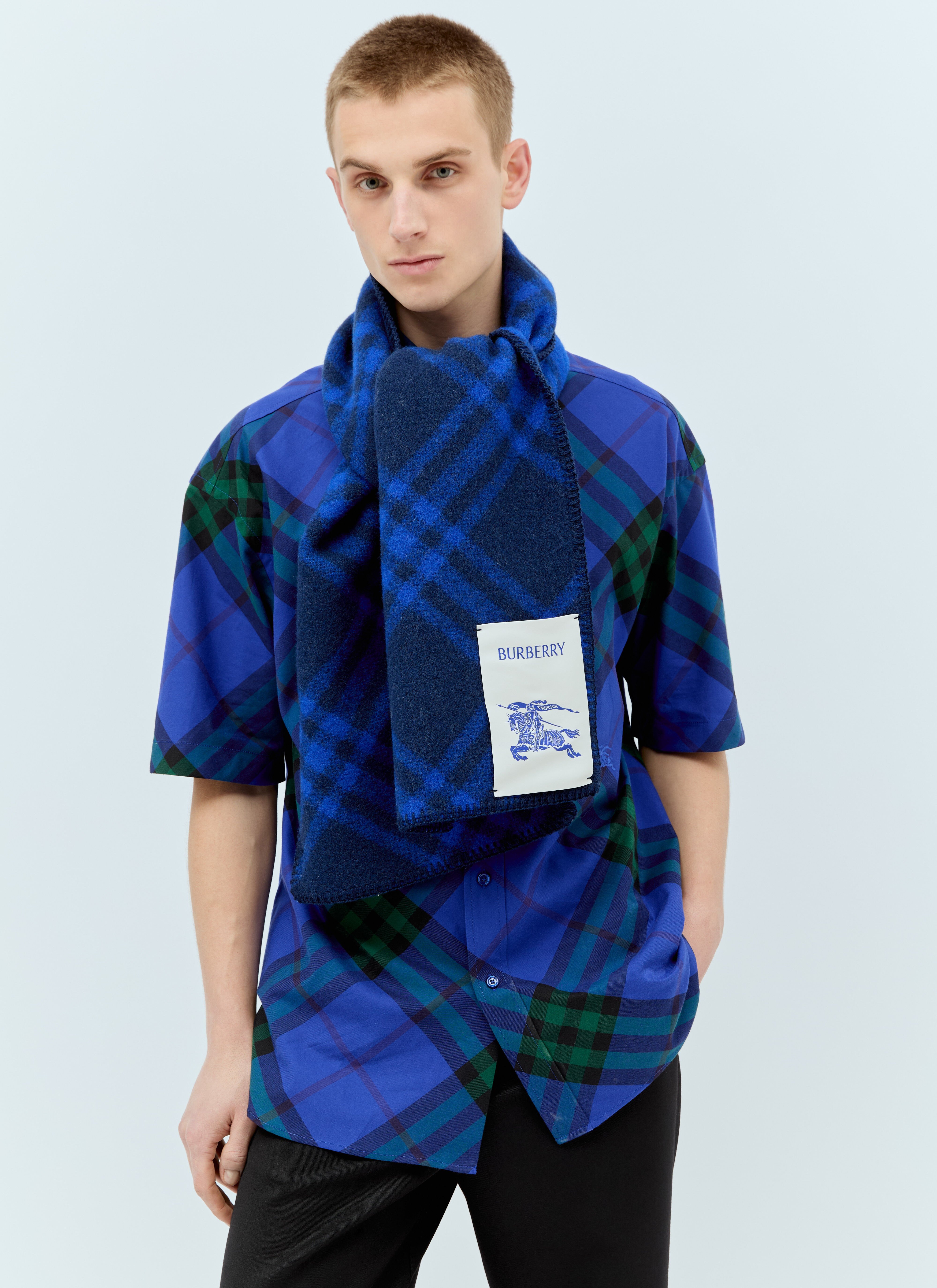Burberry Men s Check Wool Scarf in Navy LN CC