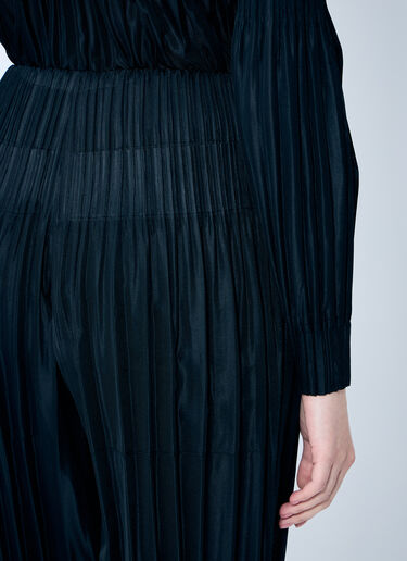 Pleats Please Issey Miyake Cropped Pleated Pants Black plp0259026